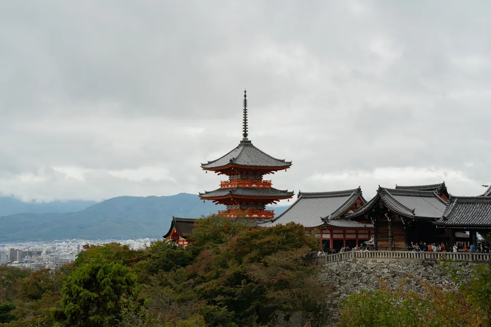 Pagoda and temple hall above the treeline
